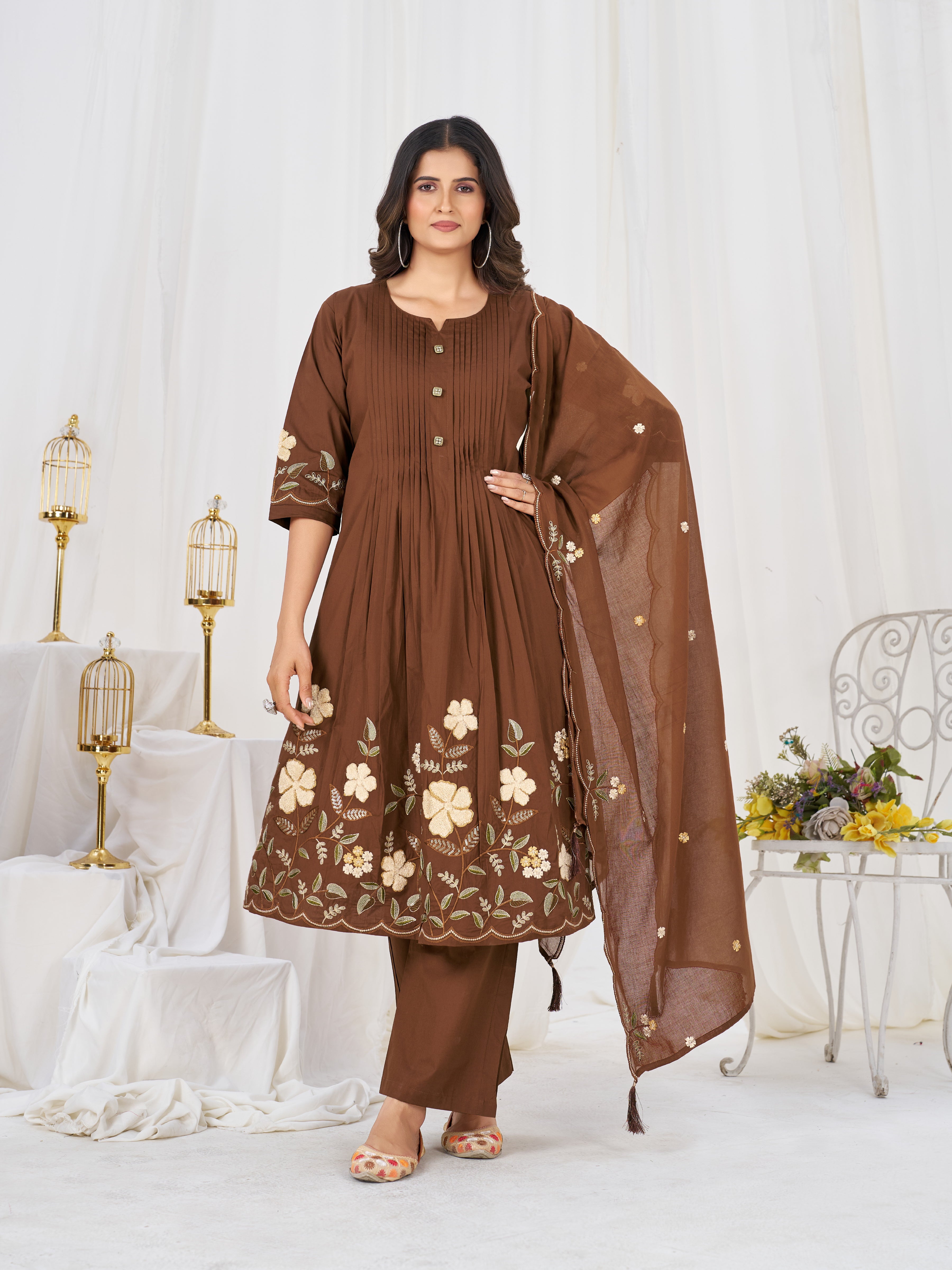 ✨🌸 *DIVA-159 Anarkali Kurti Set* 🌸✨ Step into timeless elegance with this beautifully crafted Anarkali Kurti Set, designed for festive celebrations, weddings, parties & special occasions. 💖