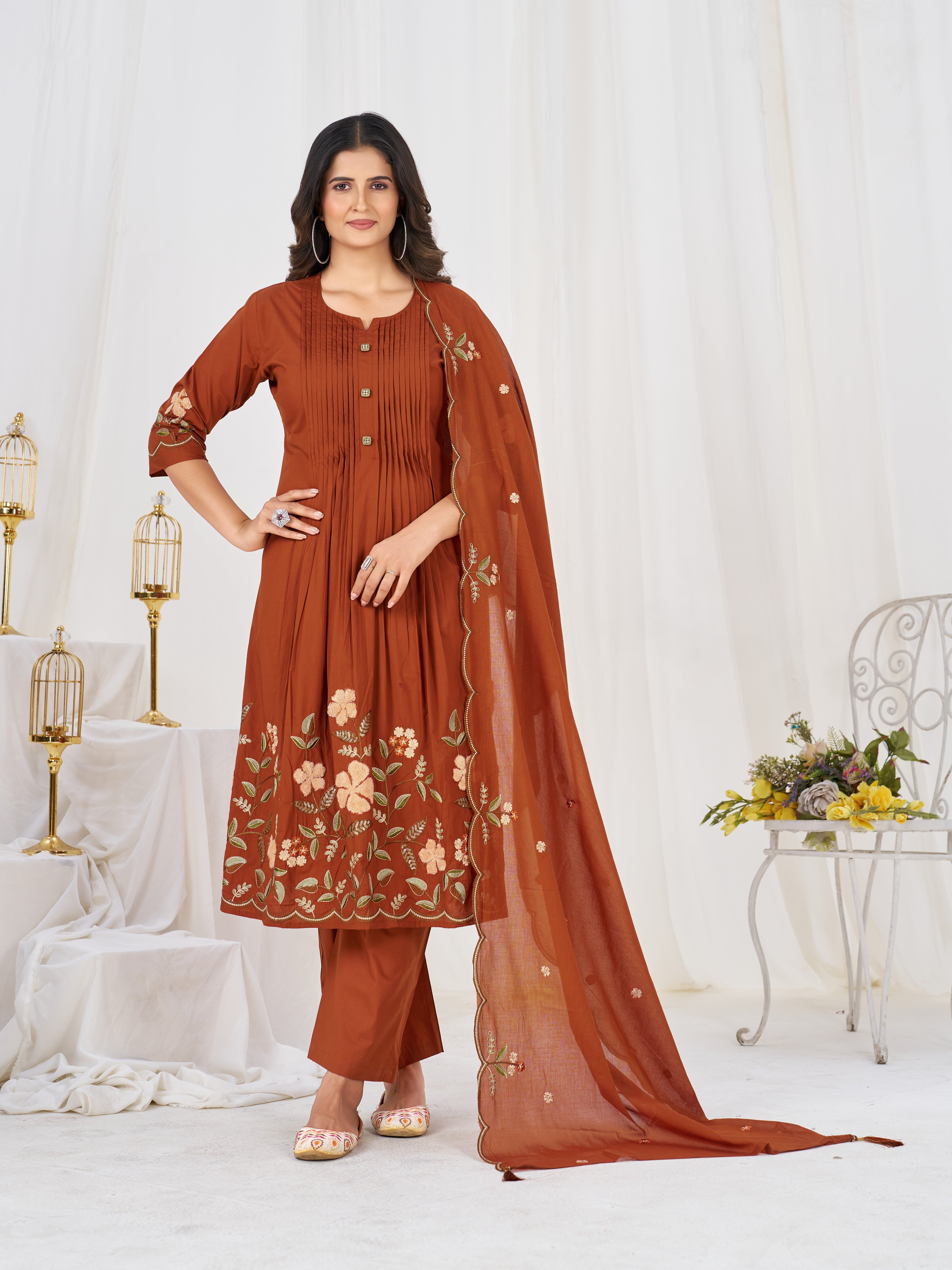 ✨🌸 *DIVA-159 Anarkali Kurti Set* 🌸✨ Step into timeless elegance with this beautifully crafted Anarkali Kurti Set, designed for festive celebrations, weddings, parties & special occasions. 💖