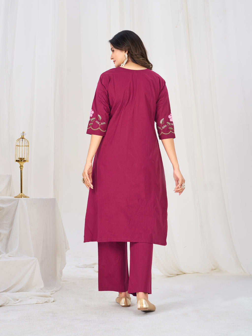 ✨🌸 *DIVA-159 Anarkali Kurti Set* 🌸✨ Step into timeless elegance with this beautifully crafted Anarkali Kurti Set, designed for festive celebrations, weddings, parties & special occasions. 💖