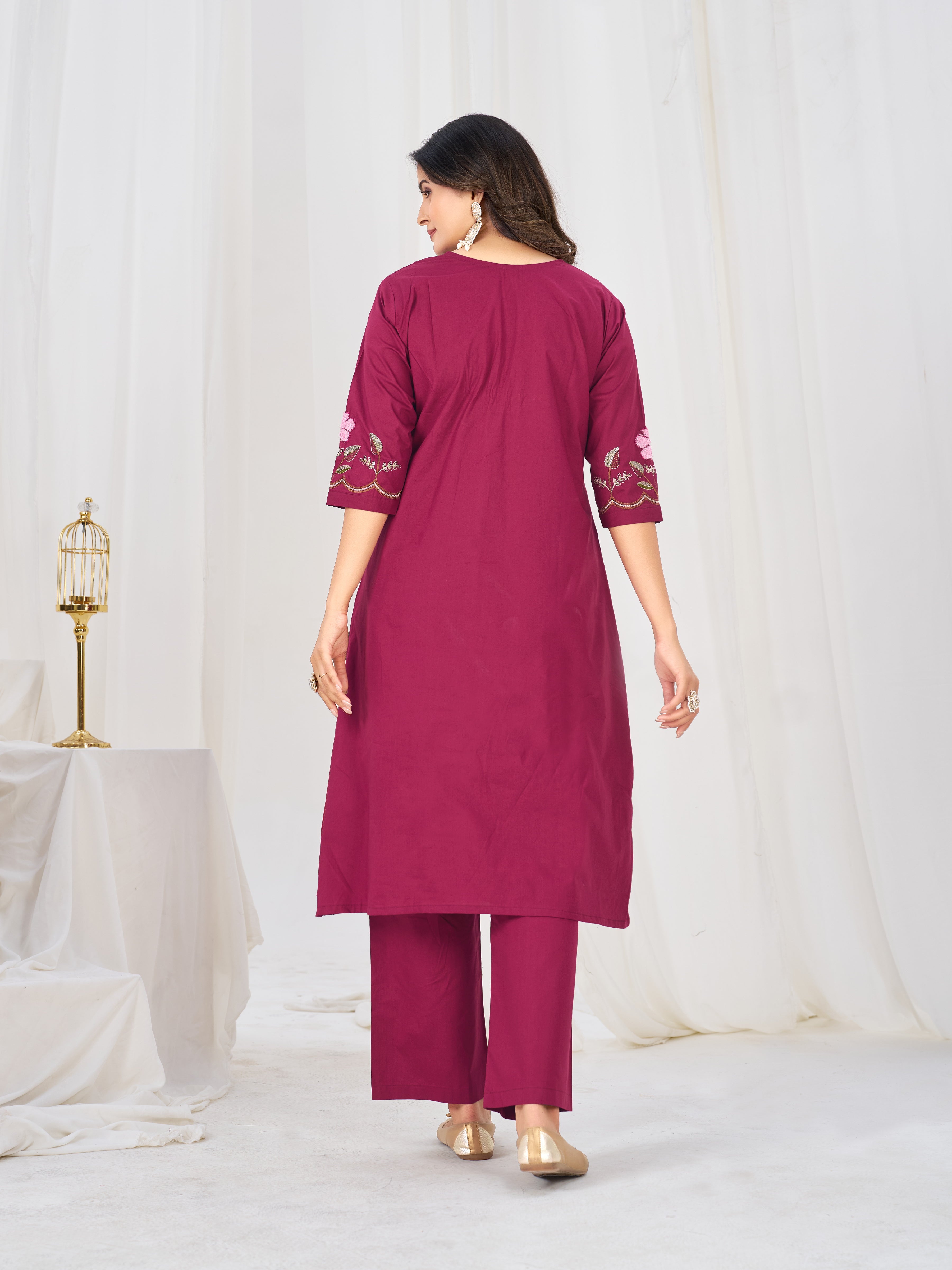 ✨🌸 *DIVA-159 Anarkali Kurti Set* 🌸✨ Step into timeless elegance with this beautifully crafted Anarkali Kurti Set, designed for festive celebrations, weddings, parties & special occasions. 💖