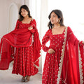 *(MF-534)**Rakhi Special New Anarkali Suit*💕*Presenting New  Đěsigner Anarkali Suit In New Fancy Style*💕