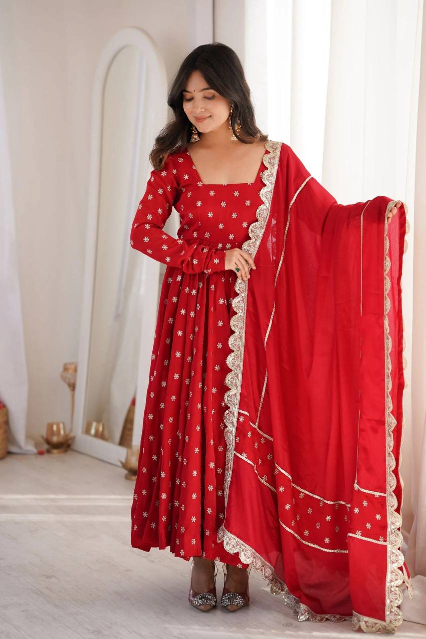 *(MF-534)**Rakhi Special New Anarkali Suit*💕*Presenting New  Đěsigner Anarkali Suit In New Fancy Style*💕