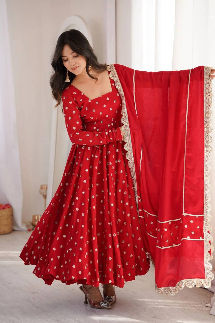 *(MF-534)**Rakhi Special New Anarkali Suit*💕*Presenting New  Đěsigner Anarkali Suit In New Fancy Style*💕