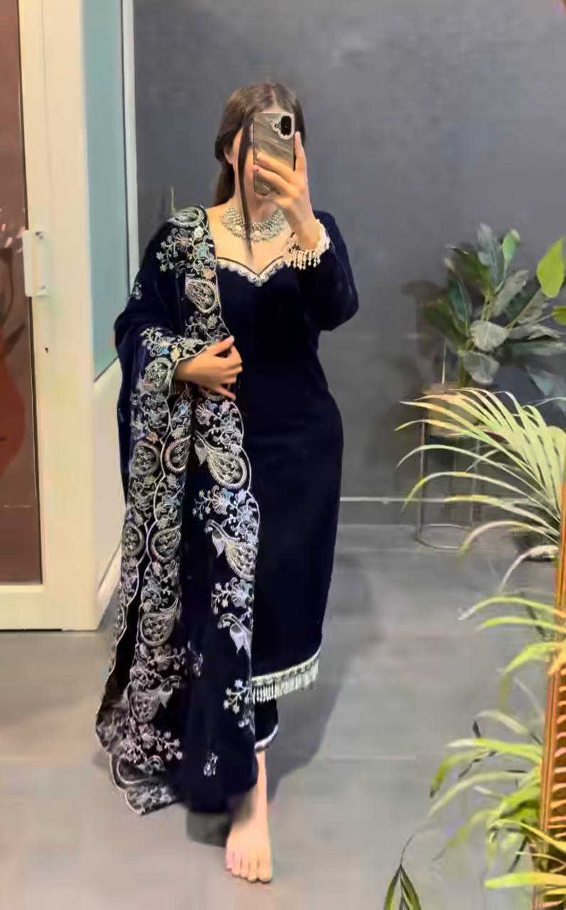 *(MF-486)*👉👗💥*Launching New Party Wear Viscose Velvet Designer  Look Top-Dupatta and Fully Stiched Bottom With Heavy Embroidery Siquance Work*💥👗💃🛍👌