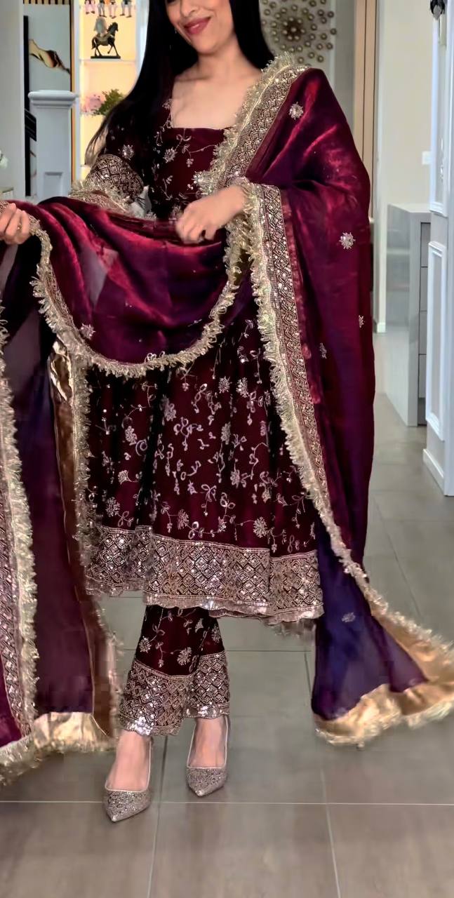 *(MF-507)*❤️💥*Launching New Designer Party Wear Look Top Gown ,Pant and Dupatta*👌❤️