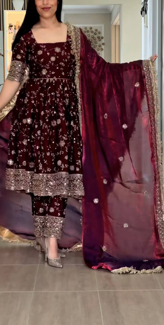 *(MF-507)*❤️💥*Launching New Designer Party Wear Look Top Gown ,Pant and Dupatta*👌❤️