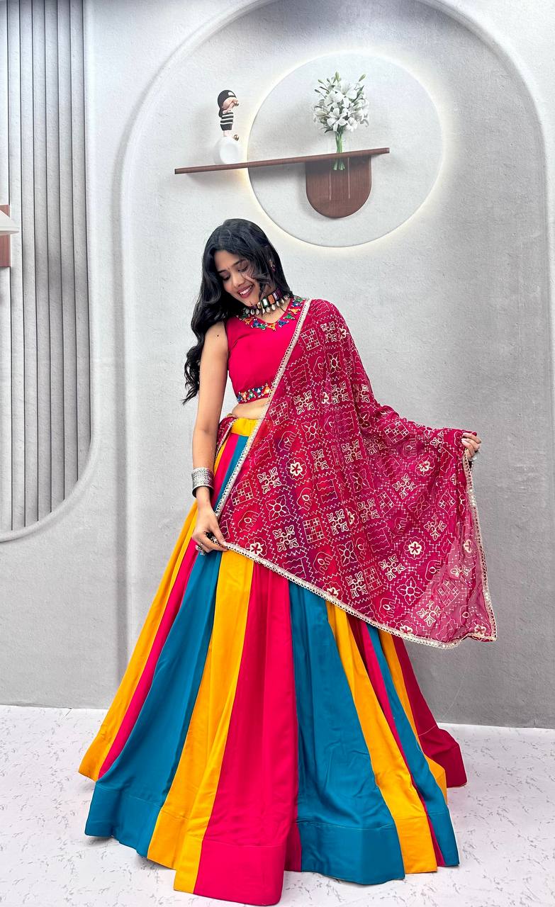 *Ram-183*🥢💃🏿👗💌Femora is Launching Navratri Special Lehenga choli with vintage duptto 🥢👗💌💃🏿