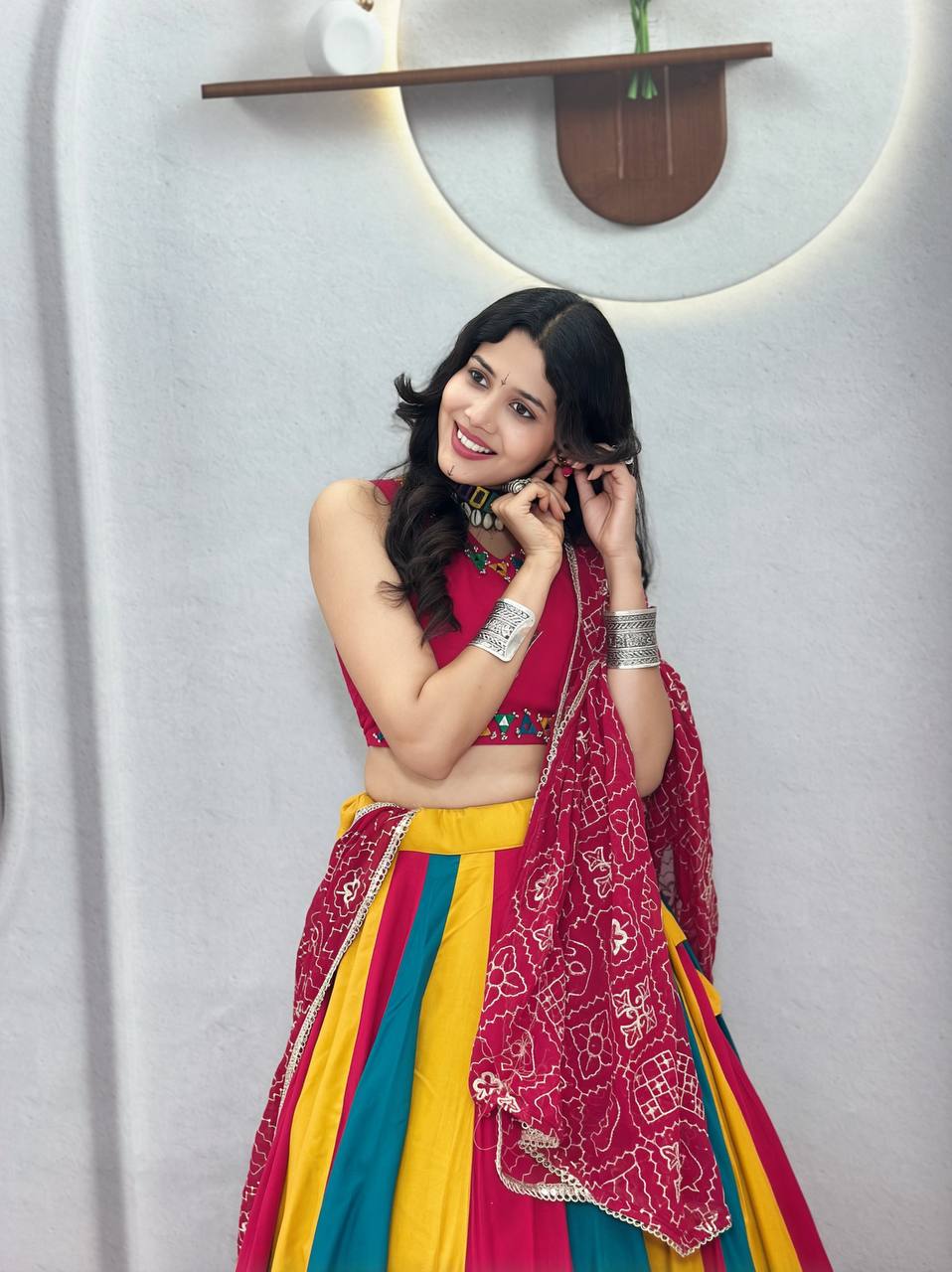 *Ram-183*🥢💃🏿👗💌Femora is Launching Navratri Special Lehenga choli with vintage duptto 🥢👗💌💃🏿