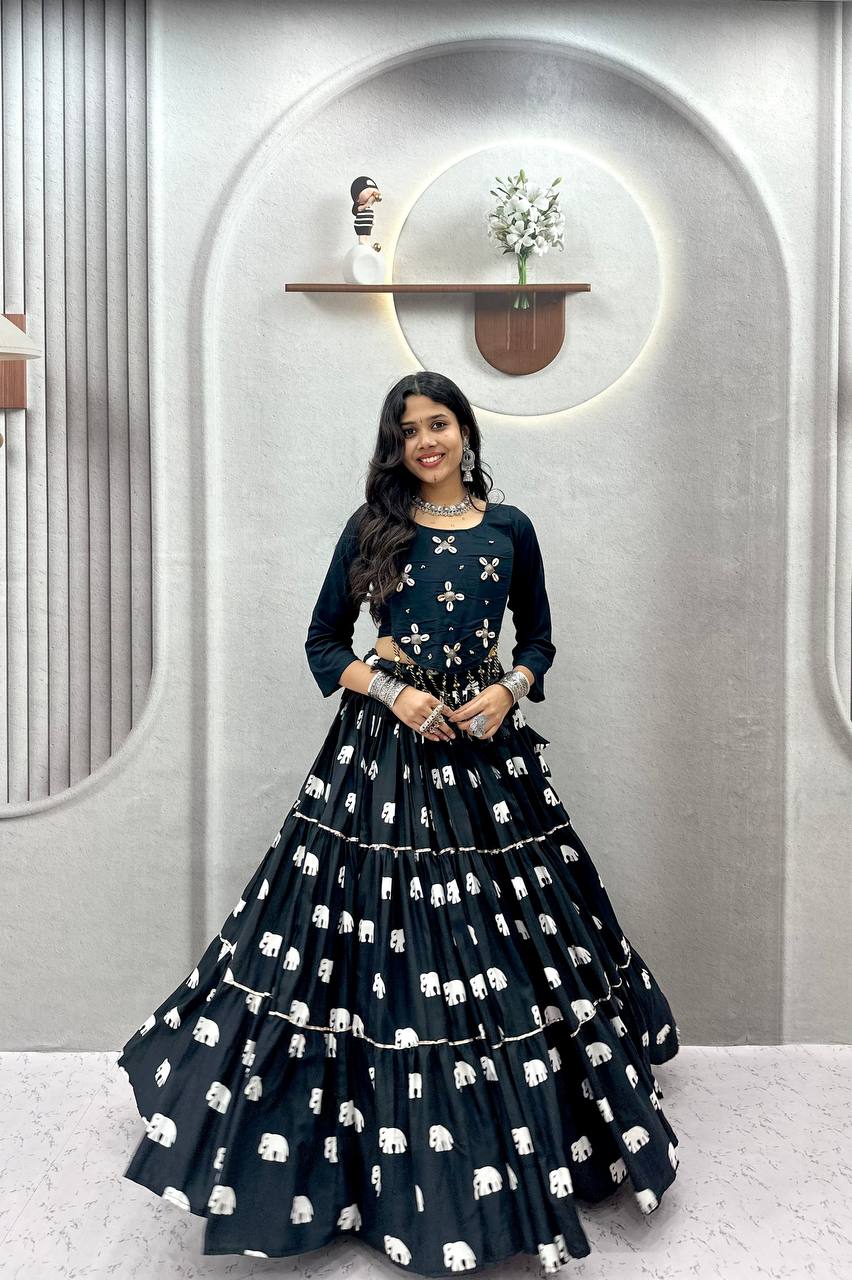 *Ram - 181*🥢💃🏿👗💌Femora is Launching Navratri Special Hand Work Lehenga choli🥢👗💌💃🏿*