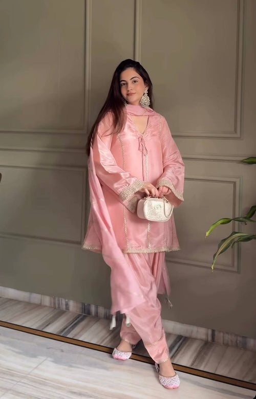 *(MC-2045)*👗*Launching New Đěsigner Party Wear Look top with farshi salwar* 👗