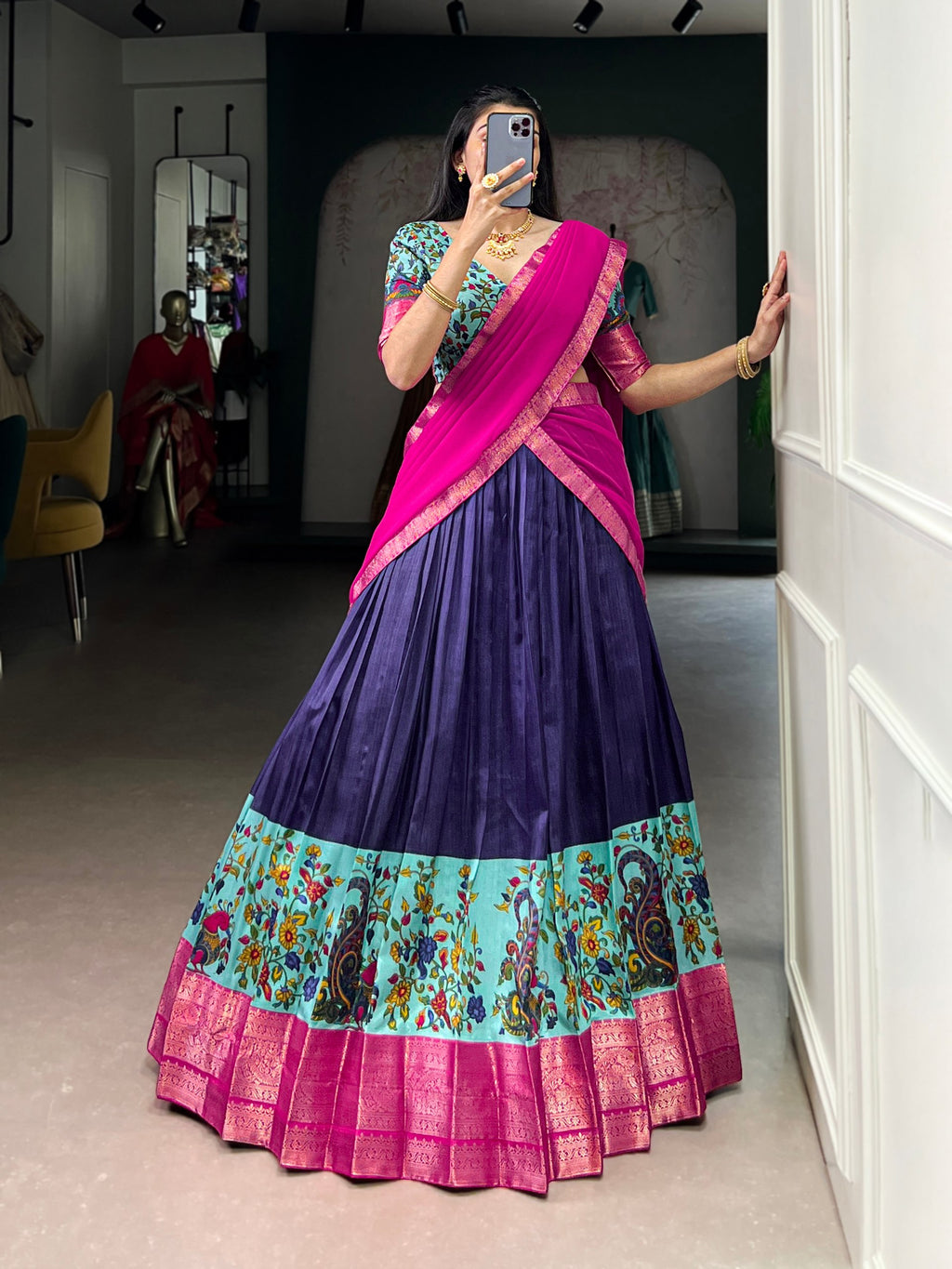 *LNB1244 : KRISHIKA*🌷Lehenga Choli🌷   A symphony of bold colors and exquisite craftsmanship — designed to make your festive moments unforgettable 🪞