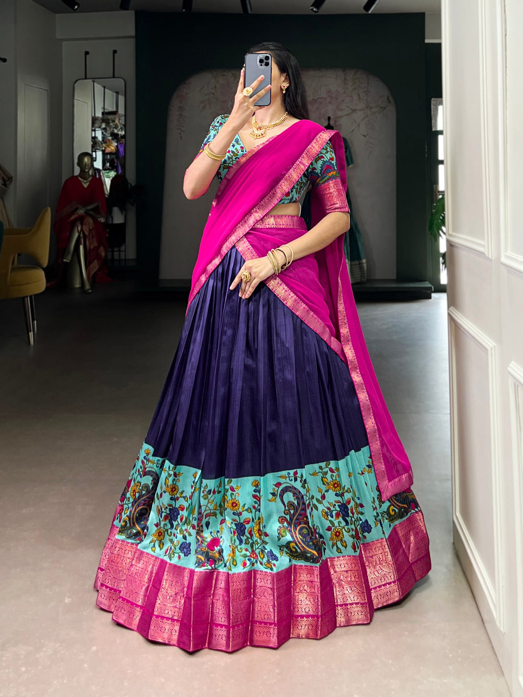 *LNB1244 : KRISHIKA*🌷Lehenga Choli🌷   A symphony of bold colors and exquisite craftsmanship — designed to make your festive moments unforgettable 🪞