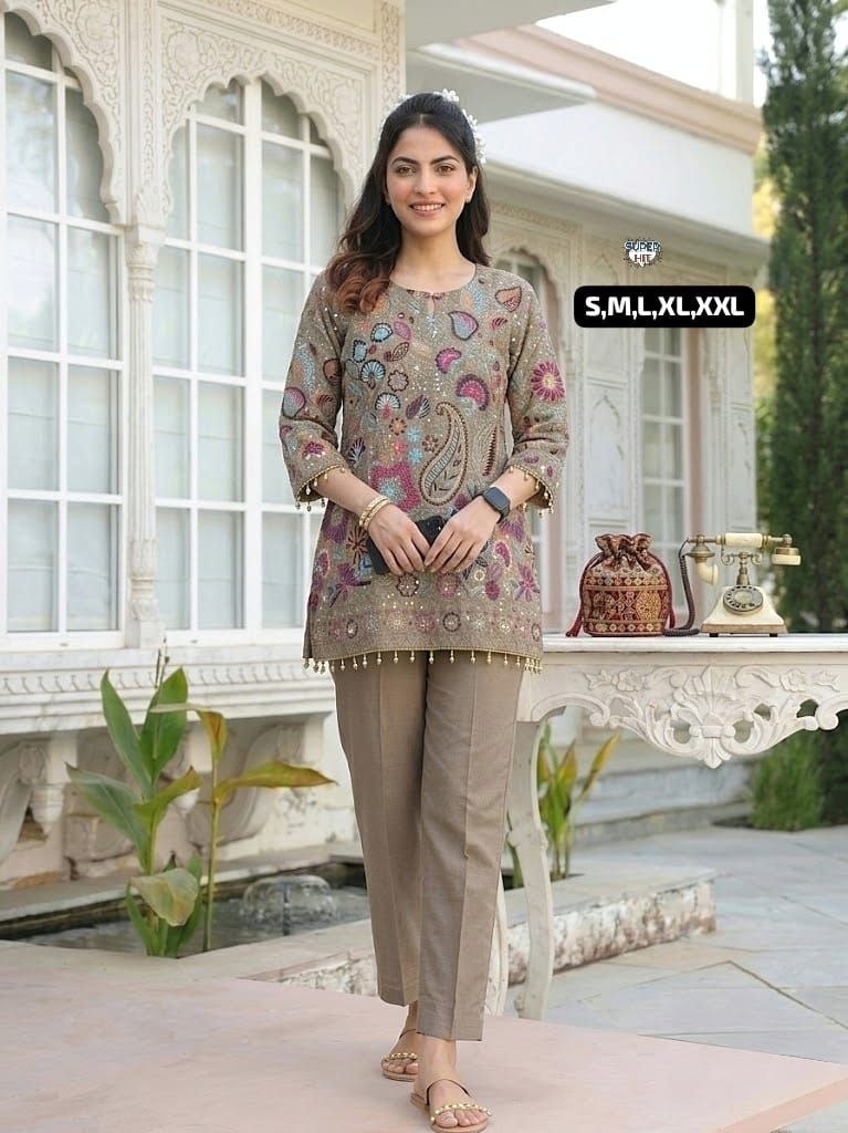 *🌺 Design Code:- GB-2157*🌺New Arrival Exclusive Collection🌺*