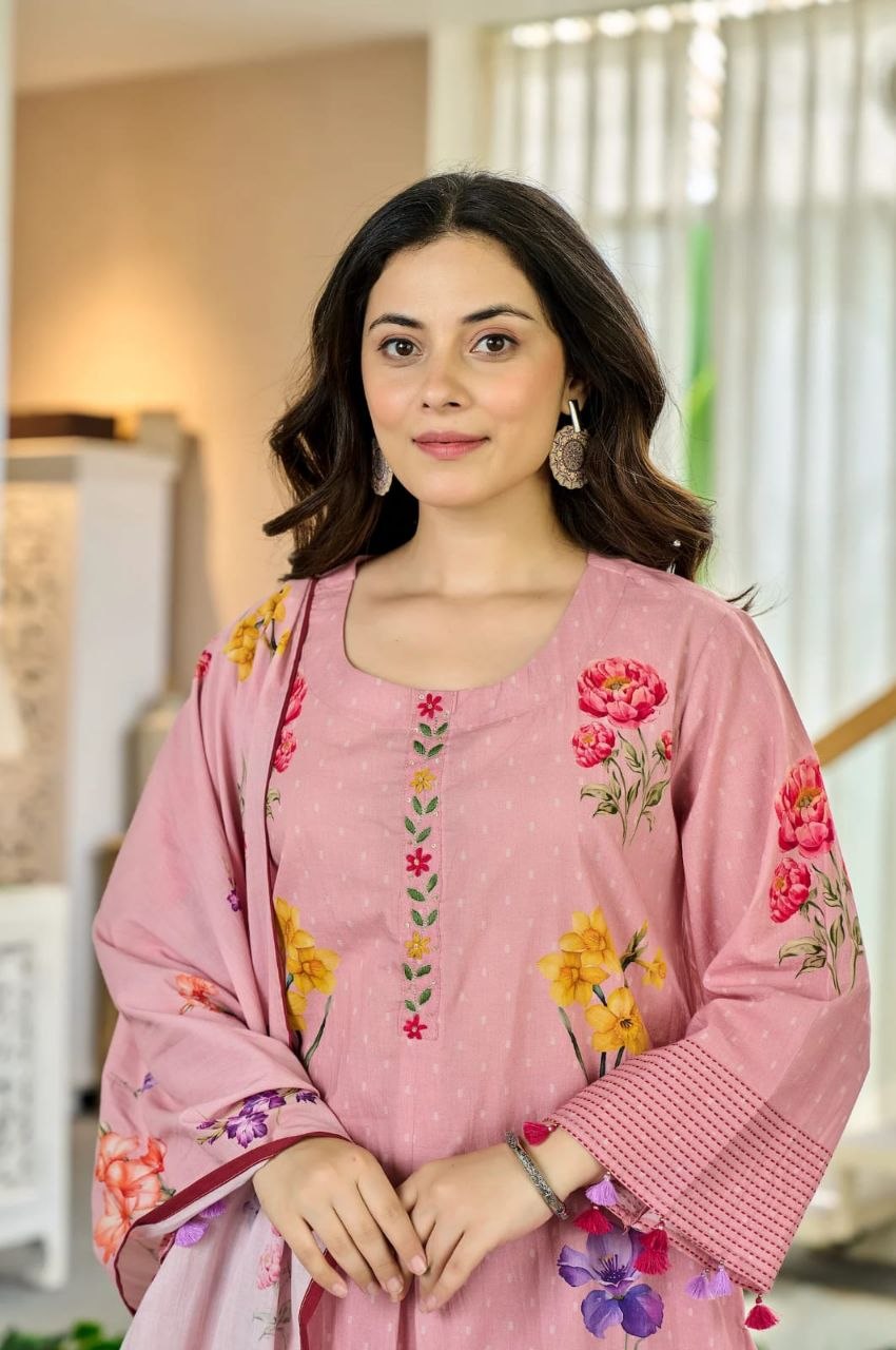 *🍁 *DESIGN CODE* :- GB2113*🍁New Arrival Fastive Anarkali kurti set cotton collection🍁*