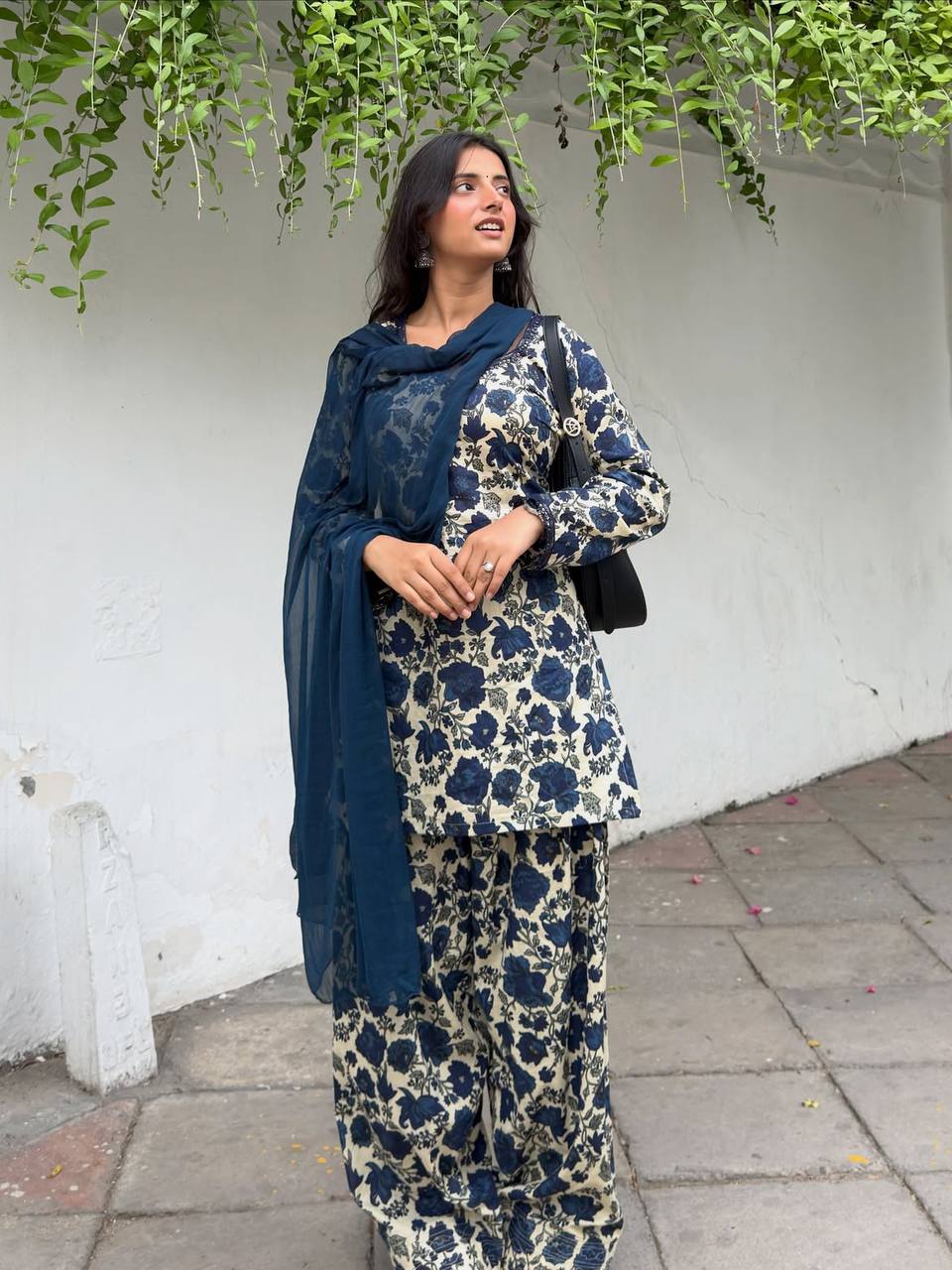 *(MF-538)*💕*Presenting New  Đěsigner Anarkali Suit In New Fancy Style*💕