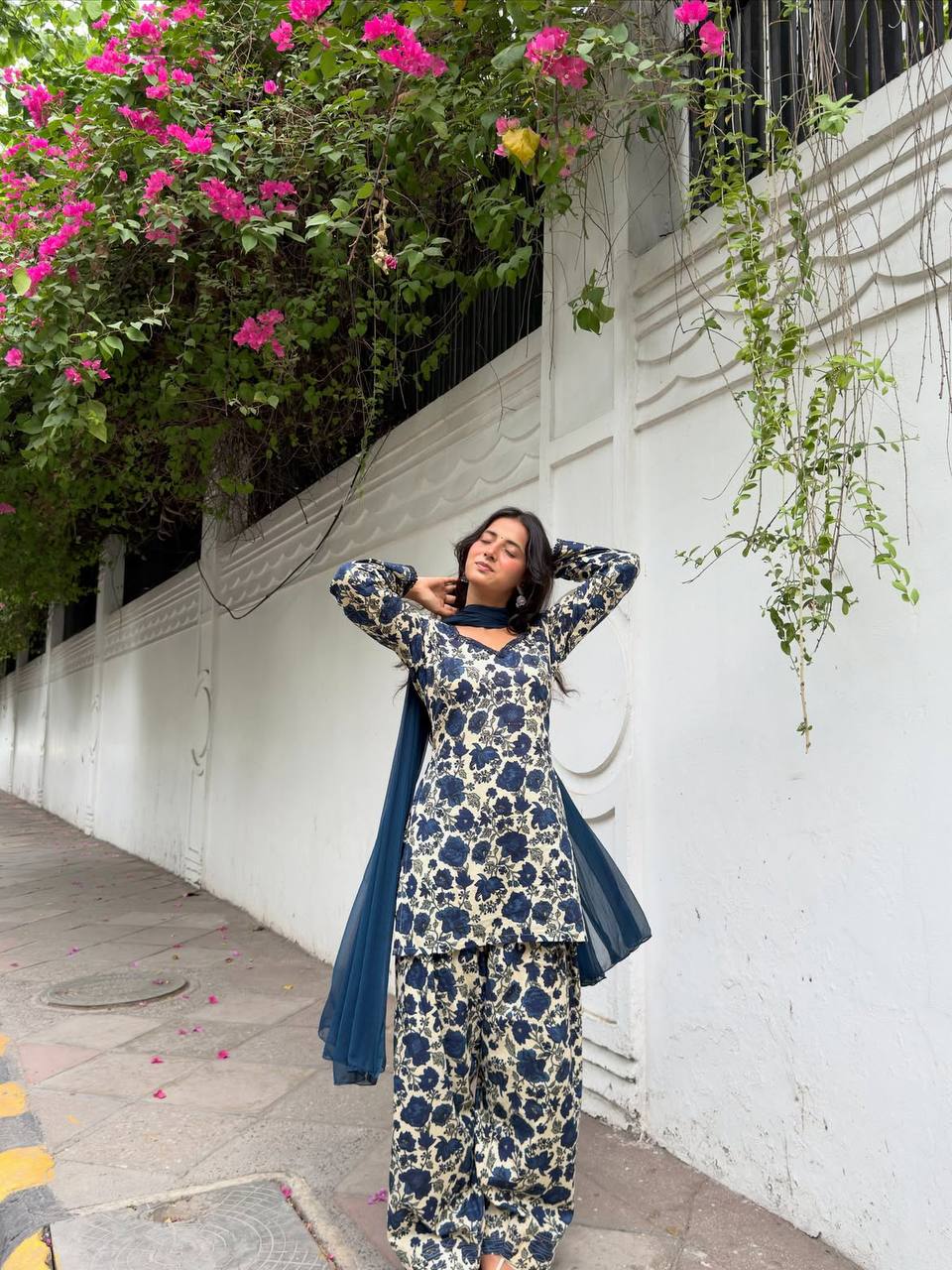 *(MF-538)*💕*Presenting New  Đěsigner Anarkali Suit In New Fancy Style*💕
