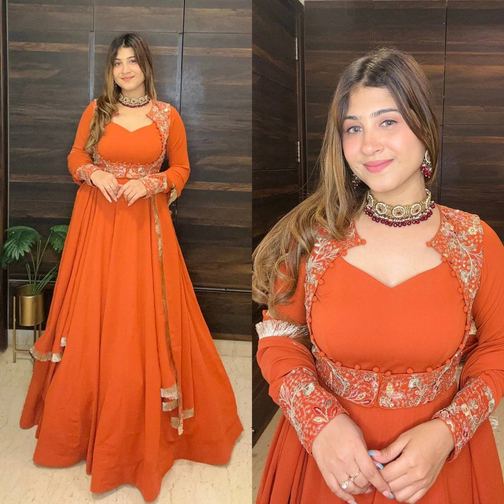 *(MF-496)**Presenting New  Đěsigner Maxi Anarkali Suit In New Fancy Style*