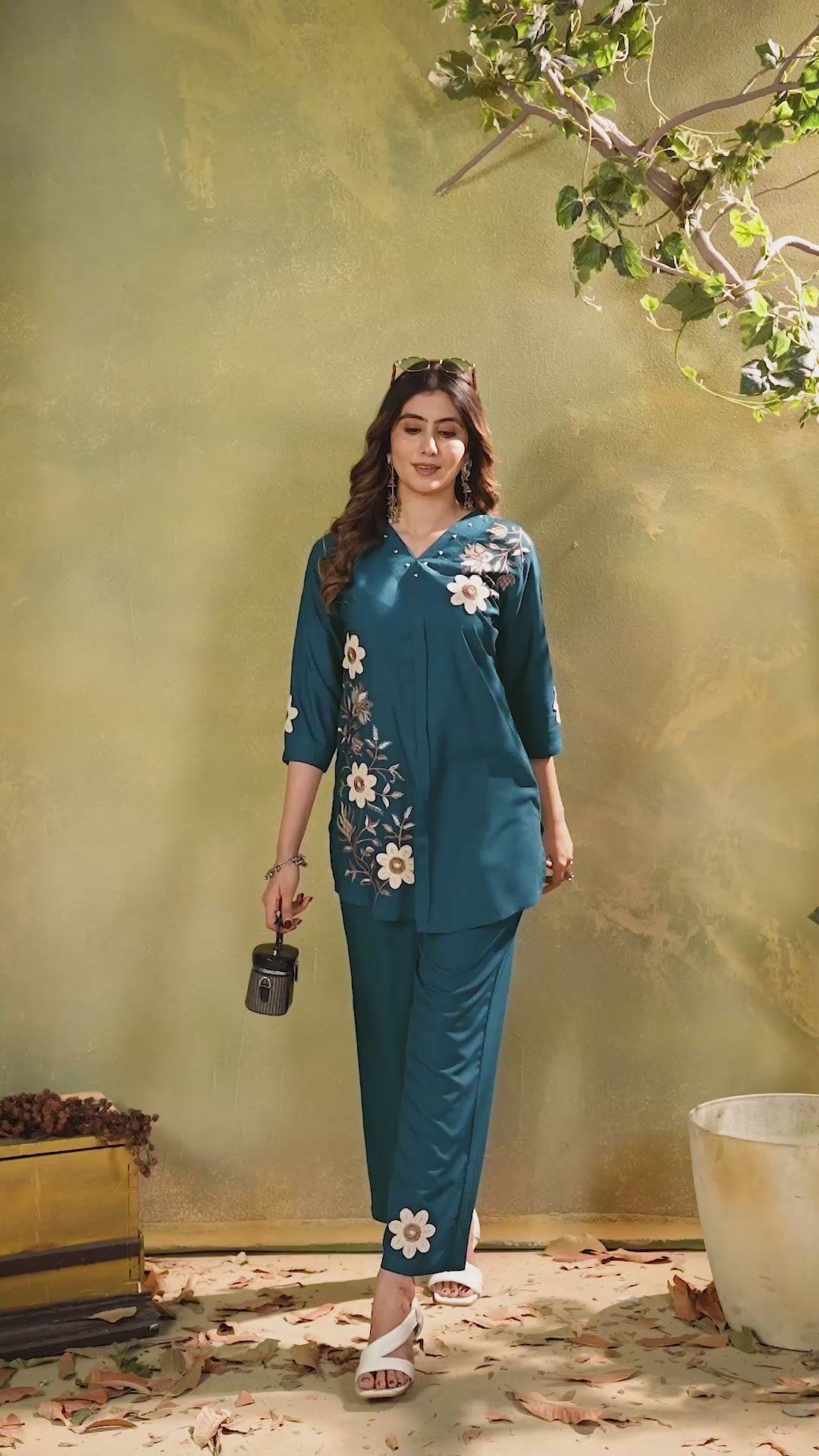 *DIVA-161* *Femora Presenting Co-Ords Set (Stitched)*