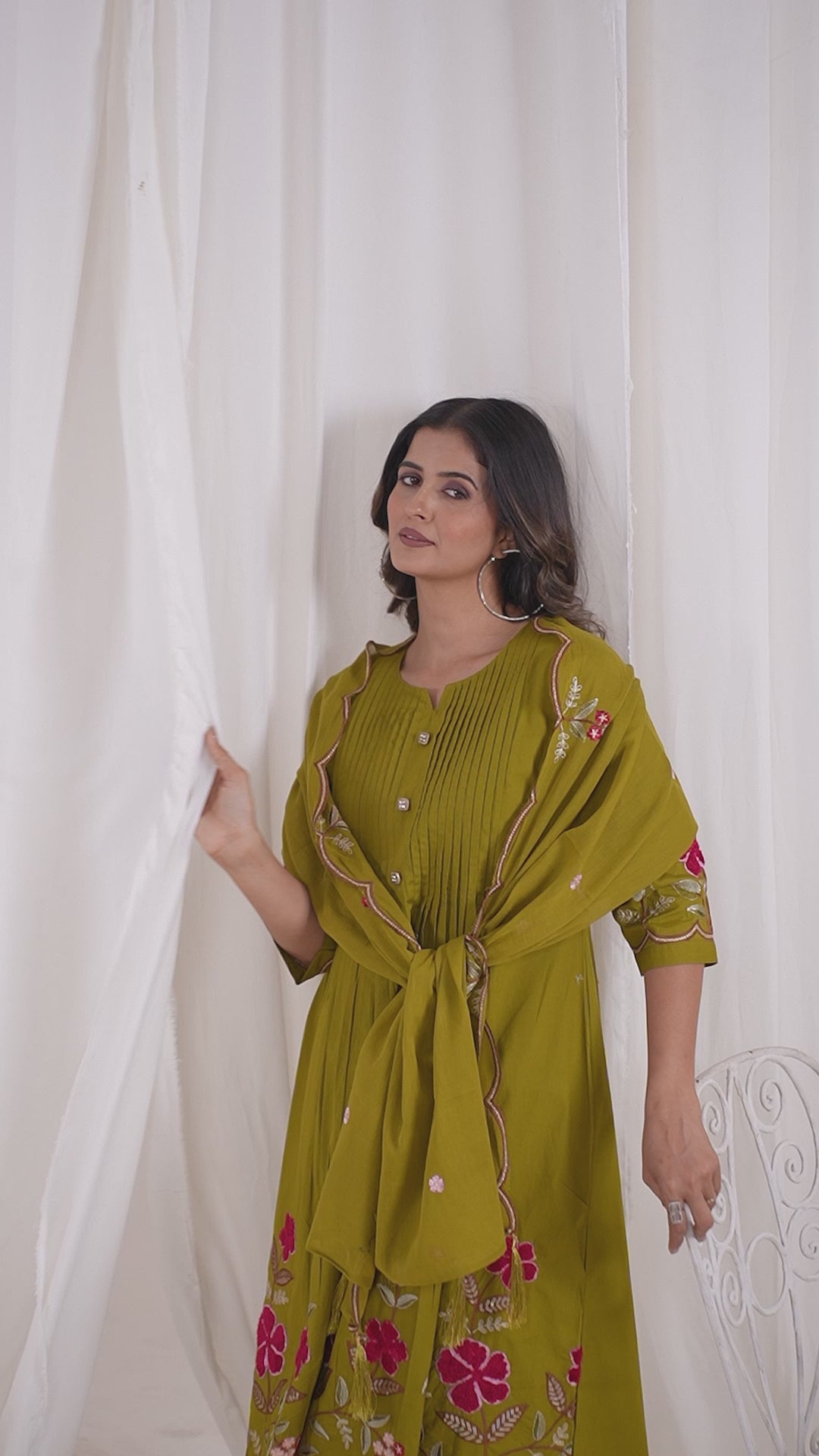 ✨🌸 *DIVA-159 Anarkali Kurti Set* 🌸✨ Step into timeless elegance with this beautifully crafted Anarkali Kurti Set, designed for festive celebrations, weddings, parties & special occasions. 💖